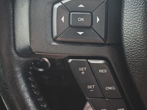 Used 2020 Ford F150 XLT w/ Equipment Group 302A Luxury AWD/4WD image 9