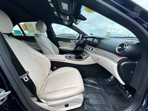Used 2019 Mercedes-Benz E 300 image 14