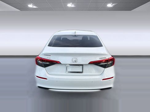 Used 2024 Honda Civic Touring image 10