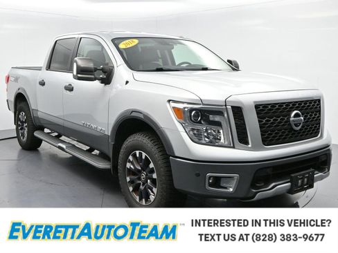 Used 2018 Nissan Titan PRO-4X w/ Pro-4x Convenience Package AWD/4WD image 1
