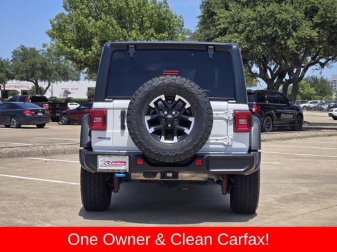 Used 2024 Jeep Wrangler Unlimited Rubicon 4xe AWD/4WD image 5