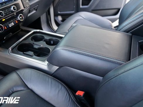 Used 2022 Ford F350 Platinum image 37