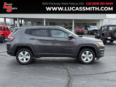Used 2021 Jeep Compass Latitude w/ Convenience Group image 1