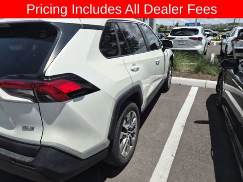 Used 2021 Toyota RAV4 XLE Premium FWD image 12