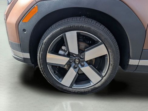 Used 2024 Hyundai Santa Fe Limited AWD/4WD image 30