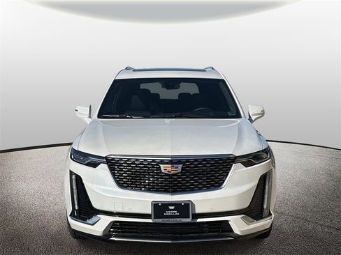 New 2025 Cadillac XT6 Premium Luxury w/ Technology Package image 6