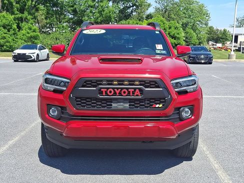Certified 2023 Toyota Tacoma TRD Sport w/ Technology Package AWD/4WD image 2