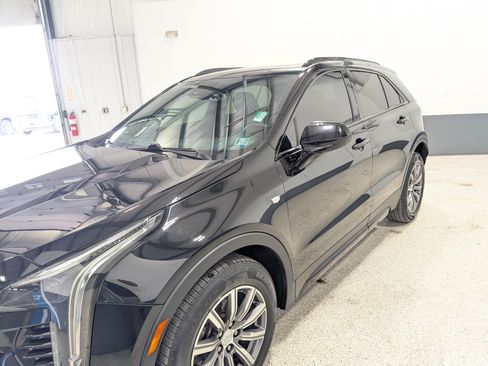 Used 2019 Cadillac XT4 Sport w/ Cold Weather Package AWD/4WD image 7