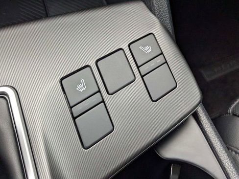 Used 2026 Kia Sportage EX FWD image 27