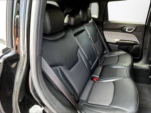 Used 2024 Jeep Compass Latitude AWD/4WD image 27