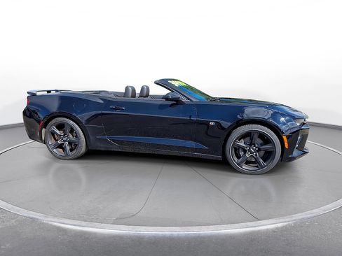 Used 2016 Chevrolet Camaro SS RWD image 9