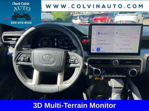 Used 2024 Toyota Tacoma TRD Off-Road w/ TRD Off Road Premium Package AWD/4WD image 18