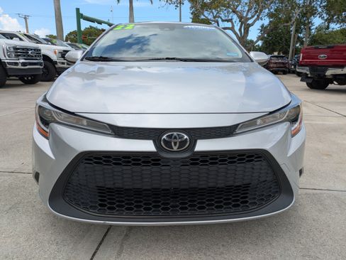 Used 2022 Toyota Corolla LE FWD image 8
