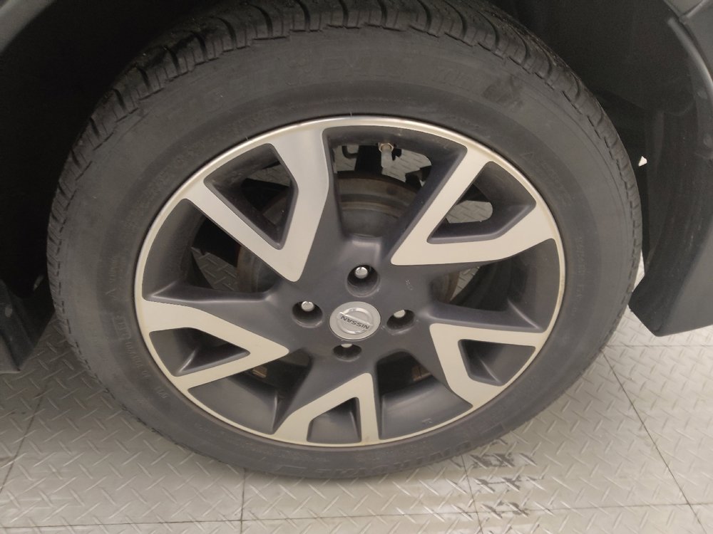 Used 2015 Nissan Versa Note SR FWD image 31