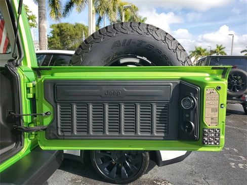 Used 2025 Jeep Wrangler Unlimited Rubicon 392 image 10