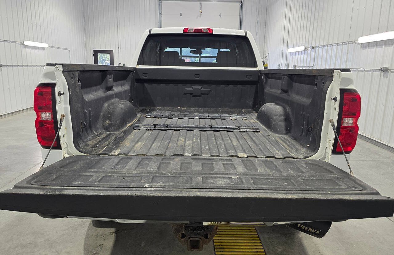 Used 2016 Chevrolet Silverado 2500 LT AWD/4WD image 19