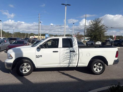 Used 2024 RAM 1500 Classic SLT image 5