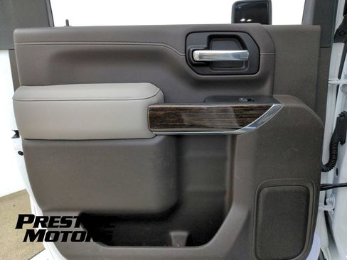 Used 2023 GMC Sierra 3500 SLE w/ SLE Convenience Package AWD/4WD image 28