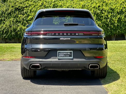 Certified 2026 Porsche Cayenne AWD/4WD image 7