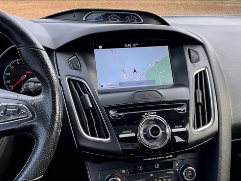 Used 2017 Ford Focus RS image 6