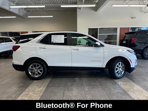 Used 2024 Chevrolet Equinox LT w/ LPO, Floor Liner Package FWD image 11