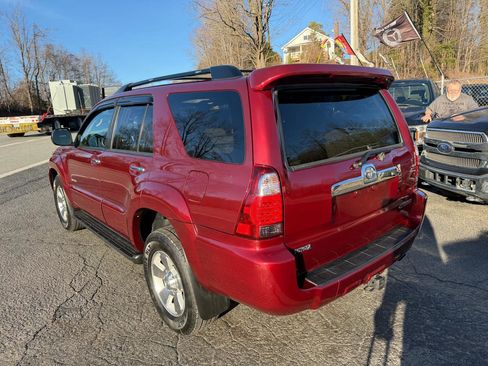 Used 2008 Toyota 4Runner SR5 image 5