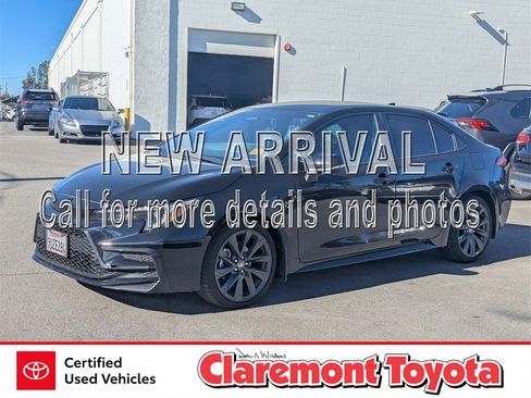 Certified 2025 Toyota Corolla SE image 1