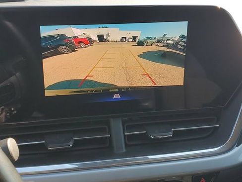 Certified 2024 Chevrolet Trax LT w/ Driver Confidence Package FWD image 25