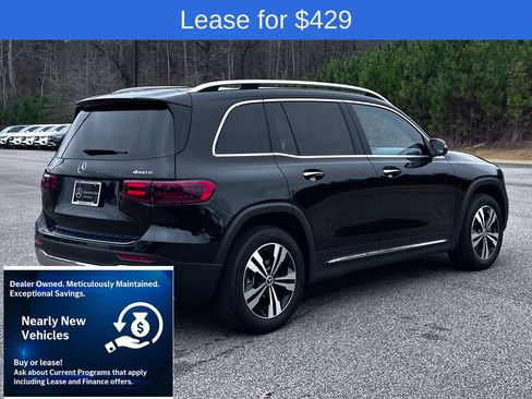 Used 2025 Mercedes-Benz GLB 250 4MATIC image 12