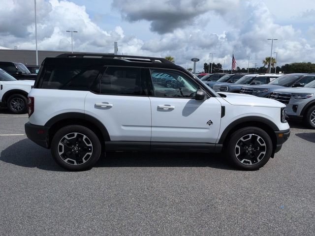Used 2024 Ford Bronco Sport Outer Banks w/ Tech Package AWD/4WD image 3