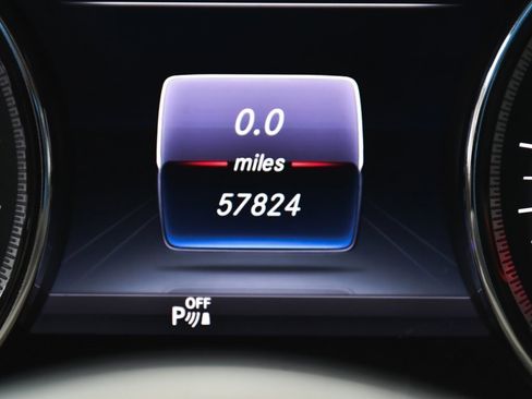 Used 2019 Mercedes-Benz E 450 4MATIC Cabriolet image 19