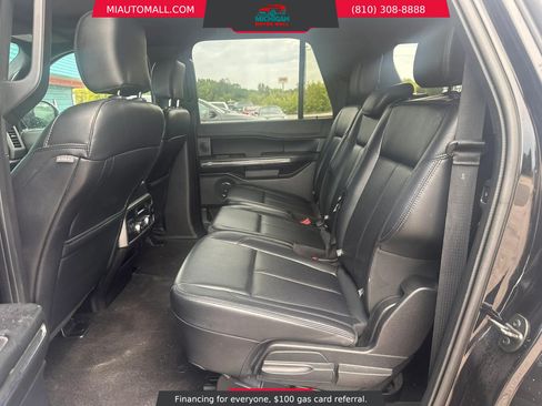 Used 2019 Ford Expedition Max XLT w/ Equipment Group 202A AWD/4WD image 22