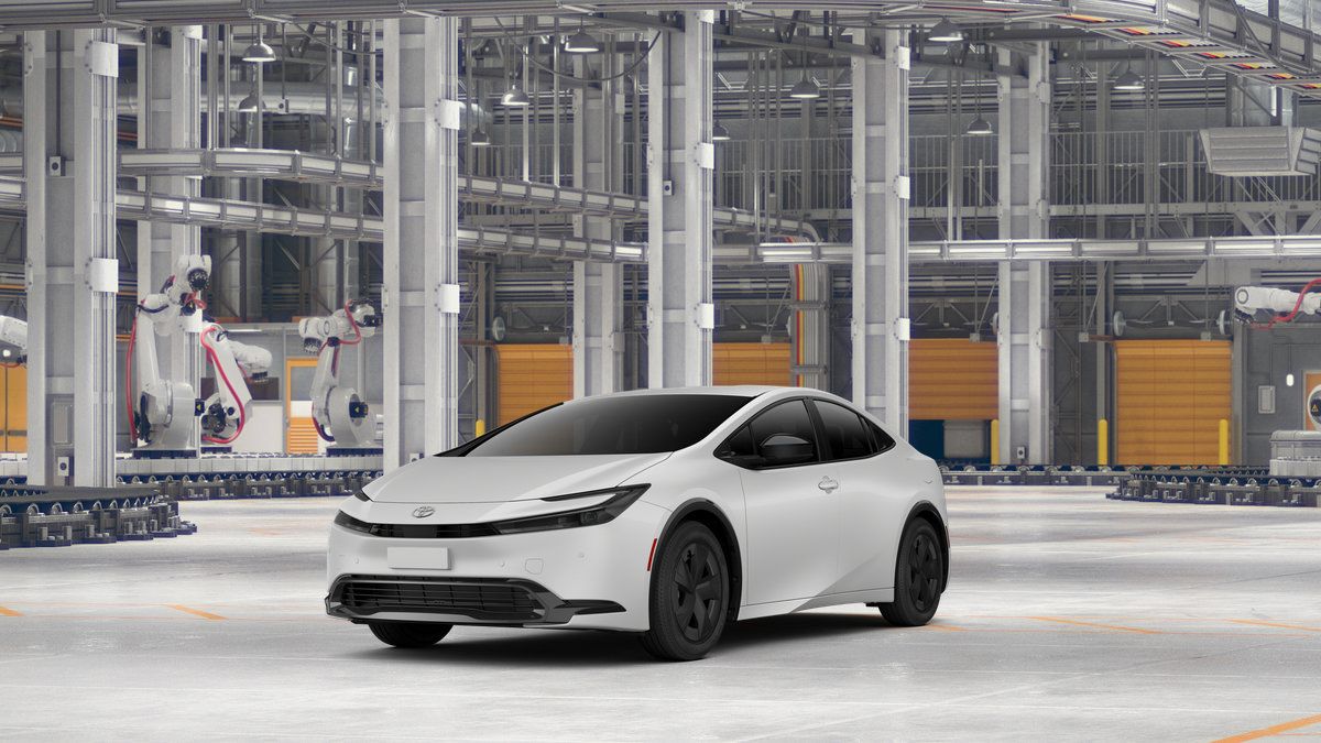 New 2027 Toyota Prius LE FWD image 1