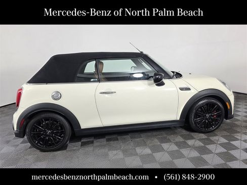 Used 2022 MINI Cooper S image 8