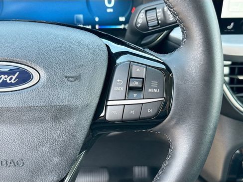Used 2024 Ford Escape SE w/ PHEV Premium Package FWD image 13
