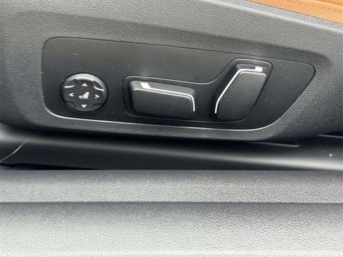 Certified 2025 BMW 430i xDrive Coupe w/ Convenience Package image 14