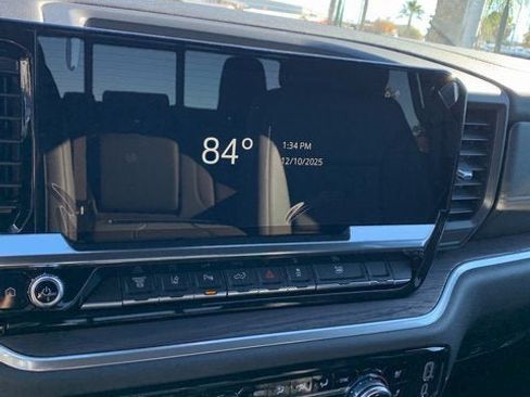 New 2026 GMC Sierra 3500 SLT w/ SLT Convenience Package image 21