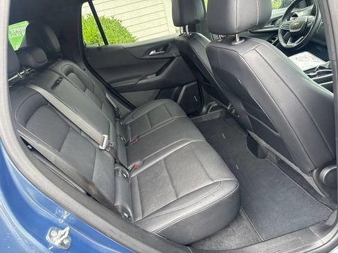 Used 2025 Chevrolet Equinox LT w/ Convenience Package II AWD/4WD image 57