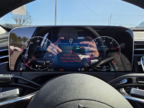 New 2026 Mercedes-Benz E 450 4MATIC Sedan image 13