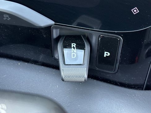 New 2025 Porsche Taycan image 22