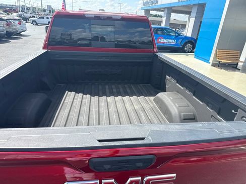 Used 2024 GMC Sierra 2500 AT4X AWD/4WD image 29