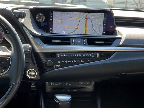 Used 2019 Lexus ES 350 image 9