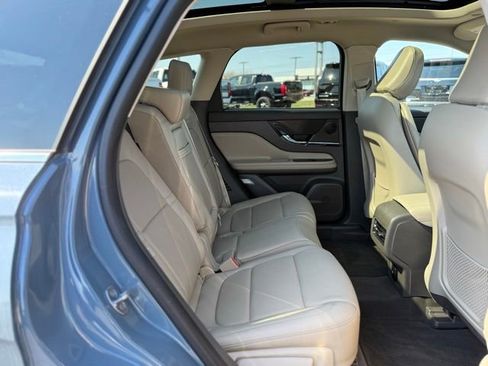 Used 2024 Lincoln Corsair Grand Touring AWD/4WD image 17