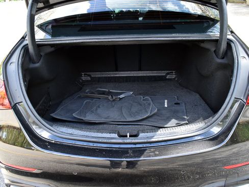 Used 2023 Mercedes-Benz C 300 4MATIC Sedan w/ Pinnacle Trim Package image 17