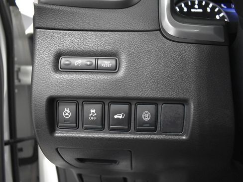 Certified 2023 Nissan Murano Platinum w/ Cargo Package AWD/4WD image 19