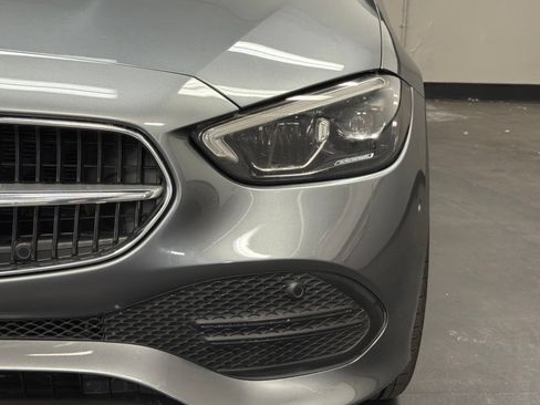 Used 2022 Mercedes-Benz C 300 Sedan image 7