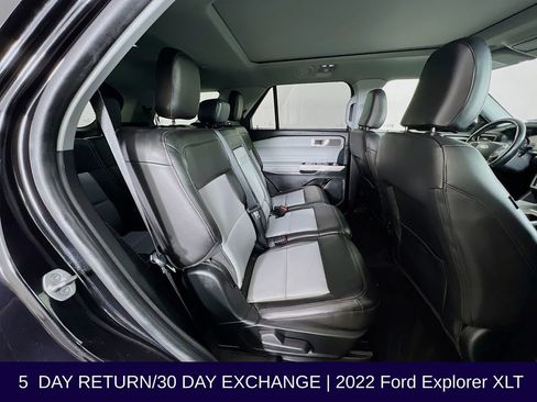 Used 2022 Ford Explorer XLT w/ Equipment Group 202A image 33