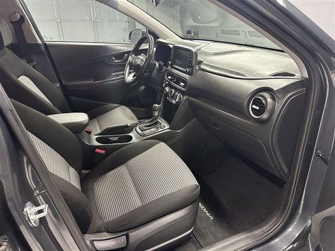 Used 2018 Hyundai Kona SEL image 10