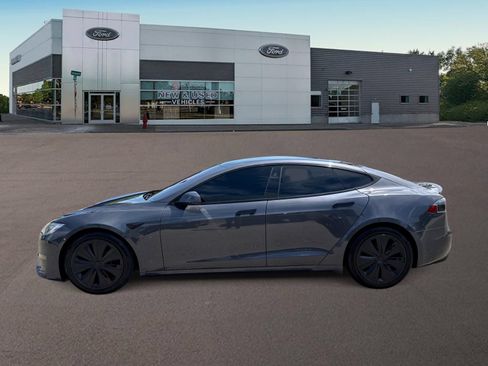 Used 2022 Tesla Model S Plaid AWD/4WD image 6