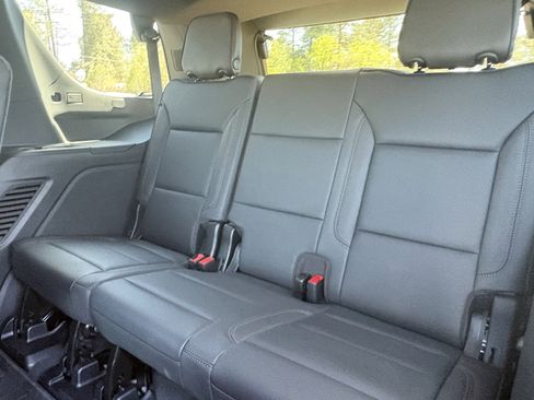 Used 2026 Chevrolet Tahoe High Country AWD/4WD image 12